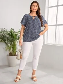 EMERY ROSE Plus Ditsy Floral Tie Neck Blouse - Blue and White - View 4