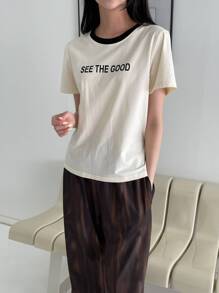 DAZY Letter Graphic Contrast Trim Tee - Beige - View 4