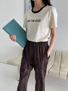 DAZY Letter Graphic Contrast Trim Tee - Beige - View 2