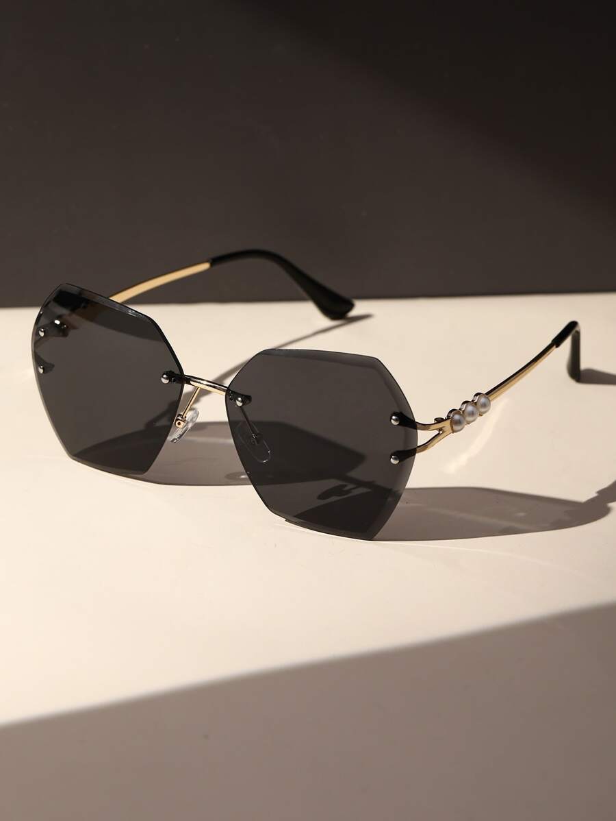 1 Pair Women's Pearl Decorated Fashion Fashion Glasses, Suitable For Beach Vacation, Daily Life, Street Photography, As Well As Summer Beach Trips, Outdoor Activities And Travel - Grey - View 1