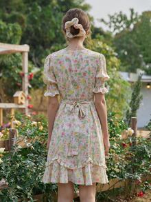 Simple Retro Đầm viền lá sen Viên lá sen Buộc lại Dải chun Nút phía trước Hoa Tất cả trên in Giải trí - Nhiều màu - Xem 2