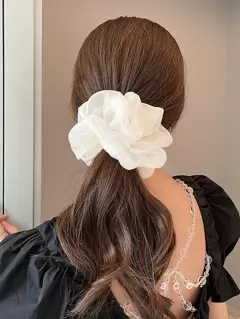 Jewelry & Accessories