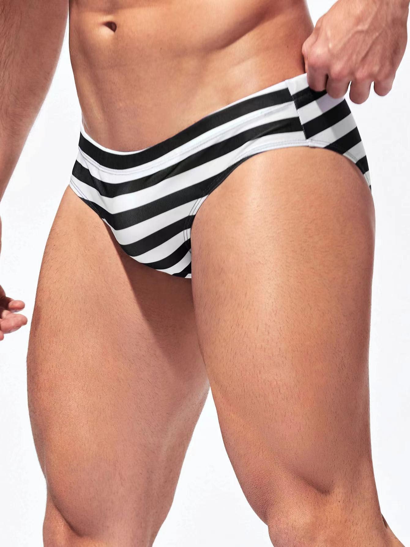 Manfinity Hombres Calzoncillo de natación con estampado de rayas - Blanco y Negro - Ver 1