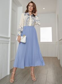 Modelyn Floral Print Blouse & Pleated Skirt - Blue and White - View 3