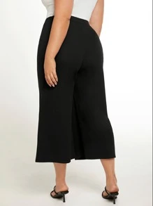 SHEIN BASICS Plus Solid Wide Leg Capri Trousers - Black - View 5