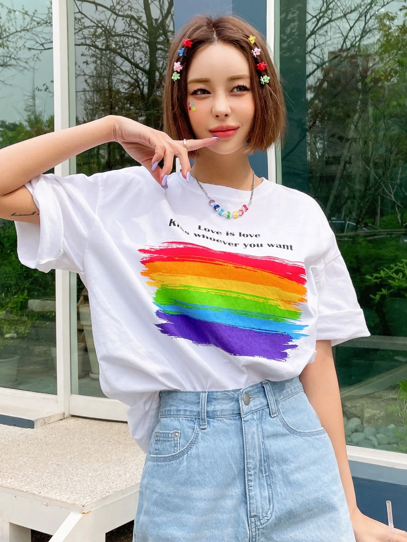 Dazy Lgbt スローガン レインボーストライプ ドロップショルダー Tシャツ