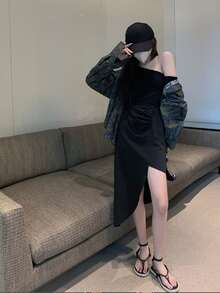 Solid Ruched Asymmetrical Hem Skirt - Black - View 4