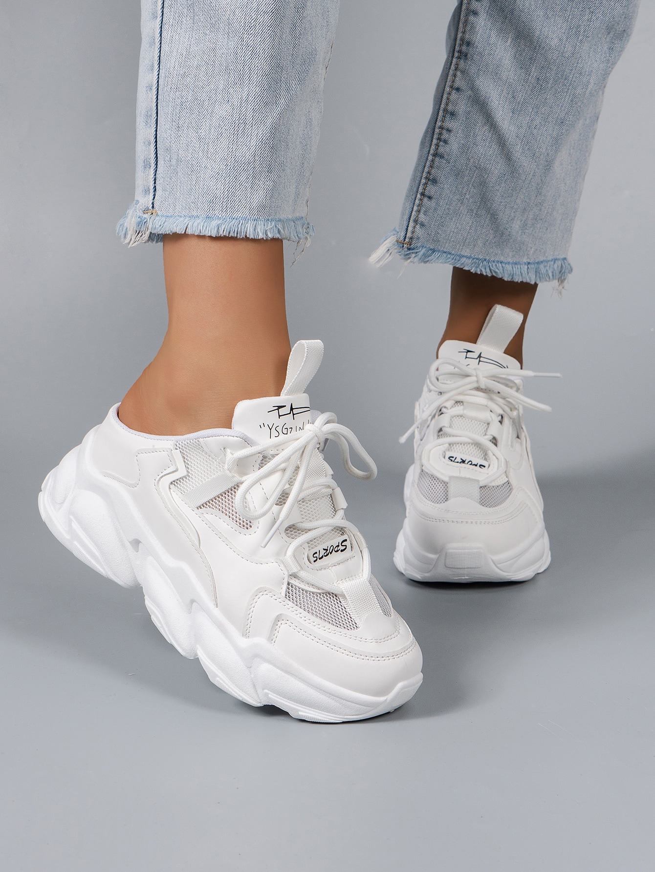 ‪❤︎ ℳ ‪‪❤︎‬ Our Letter Graphic Mule Sneakers is such a vibe - ROMWE