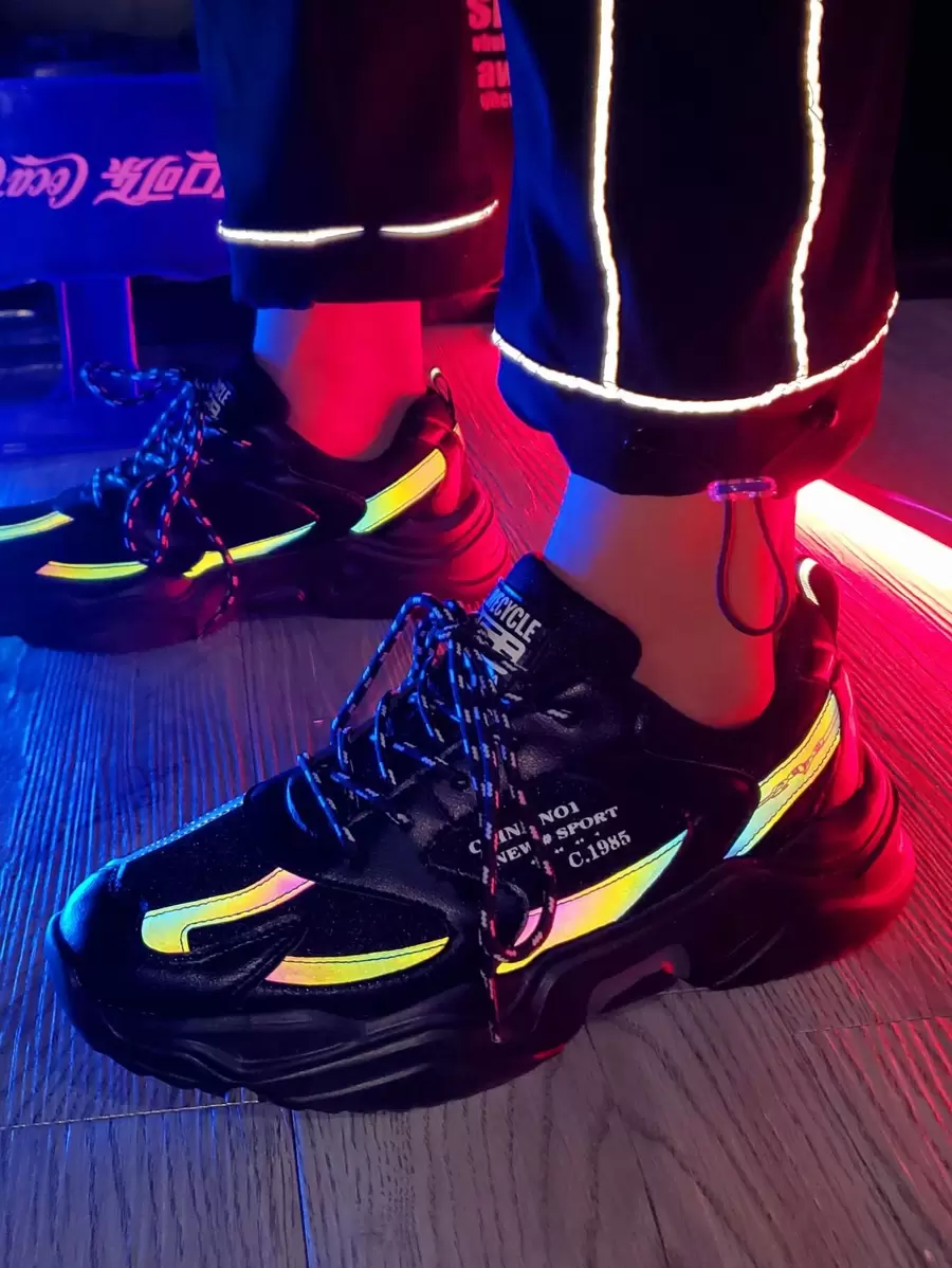 男士字母圖案前繫帶老爹鞋 - 黑色 - 查看 1