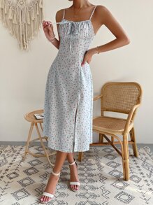 SHEIN Holidaya Vestido de tirantes con estampado floral pecho con fruncido bajo con abertura - Azul - Ver 5