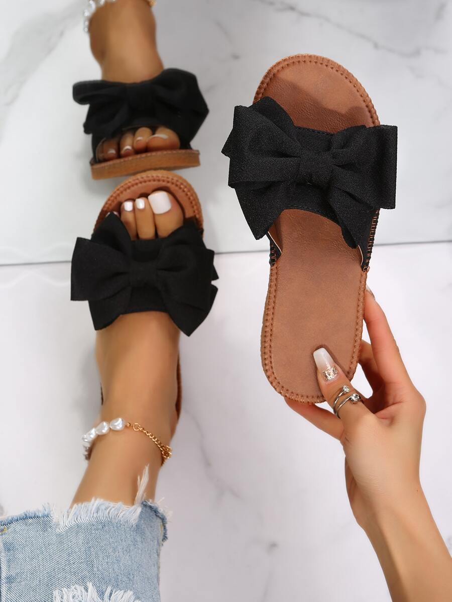 Bowknot Slippers, Fashionable Strap Women Beach Sandals, Anti-Slip Bow Slip-On Black Slides