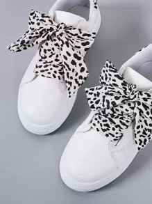 Women Colorblock Lace-Up Front Skate Shoes White Sneakers