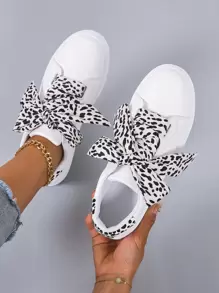 Women Colorblock Lace-Up Front Skate Shoes White Sneakers