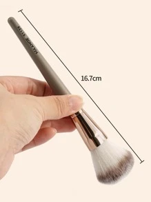 MAANGE 3pcs Professional Makeup Brush Set, Soft Fiber Material, Convenient To Carry, Includes Powder Brush, Blush Brush, Contour Brush, Travel Essential. Makeup Brush Set, Makeup Brush Kit, Complete Makeup Tools, Makeup Brush Set, Makeup Gift Set. - Champagne - View 4