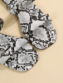Sandalias con piel de serpiente en relieve - Blanco y Negro - Ver 5