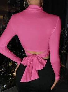 SHEIN Privé 鏤空交叉圍裹打結小高領短款T恤 - 粉色 - 查看 2