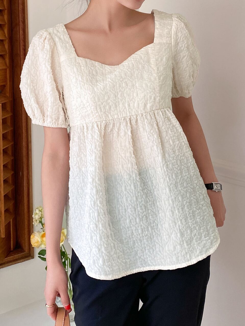 Textured Sweetheart Neck Tie Back Blouse