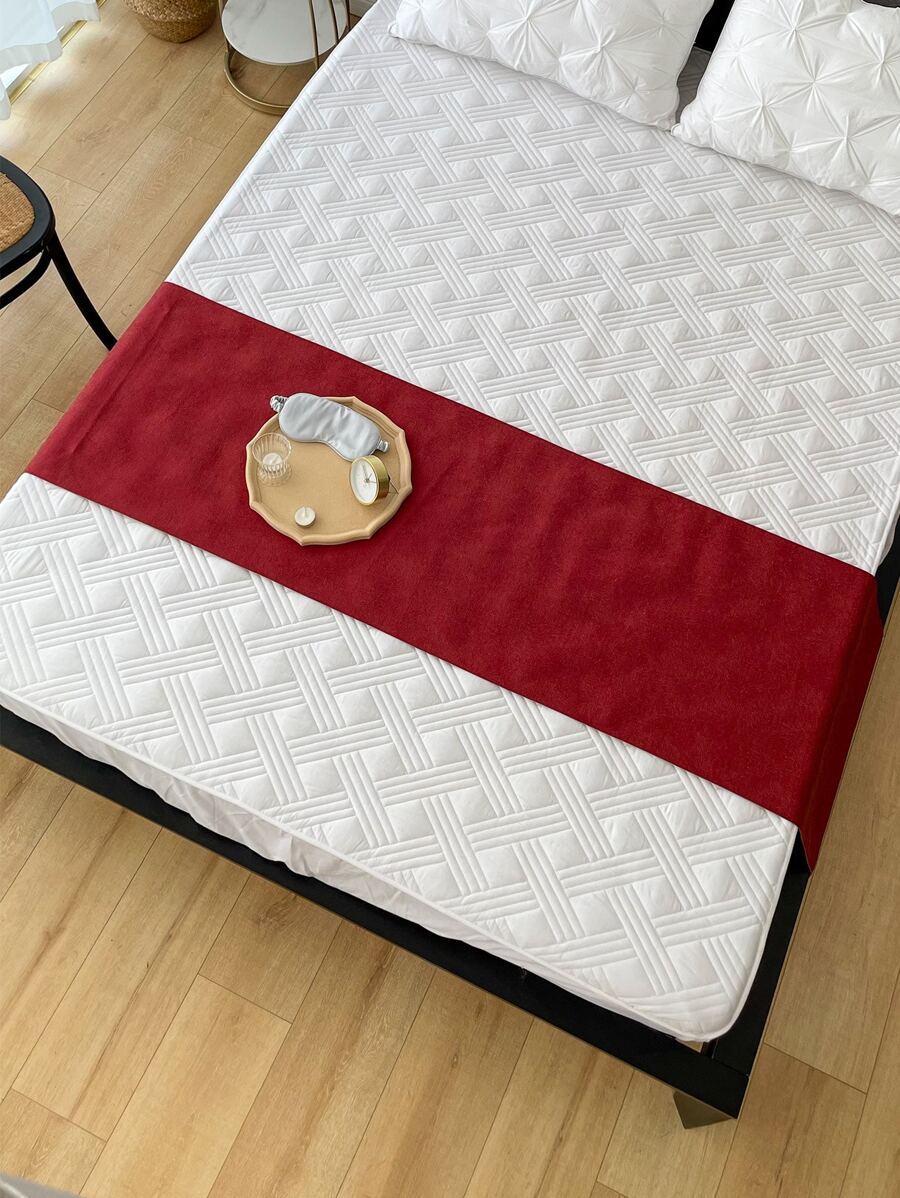 Jacquard Graphic Bed Runner - Red - View 1