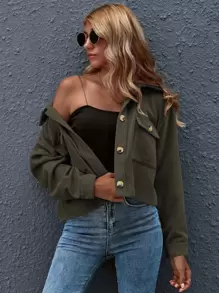 SHEIN Essnce Cazadora corta con botón delantero con parche de bolsillo - Verde militar - Ver 6