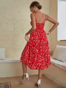 SHEIN Frenchy 小碎花前繫帶胸部褶皺高衩吊帶連衣裙 - 紅色 - 查看 2