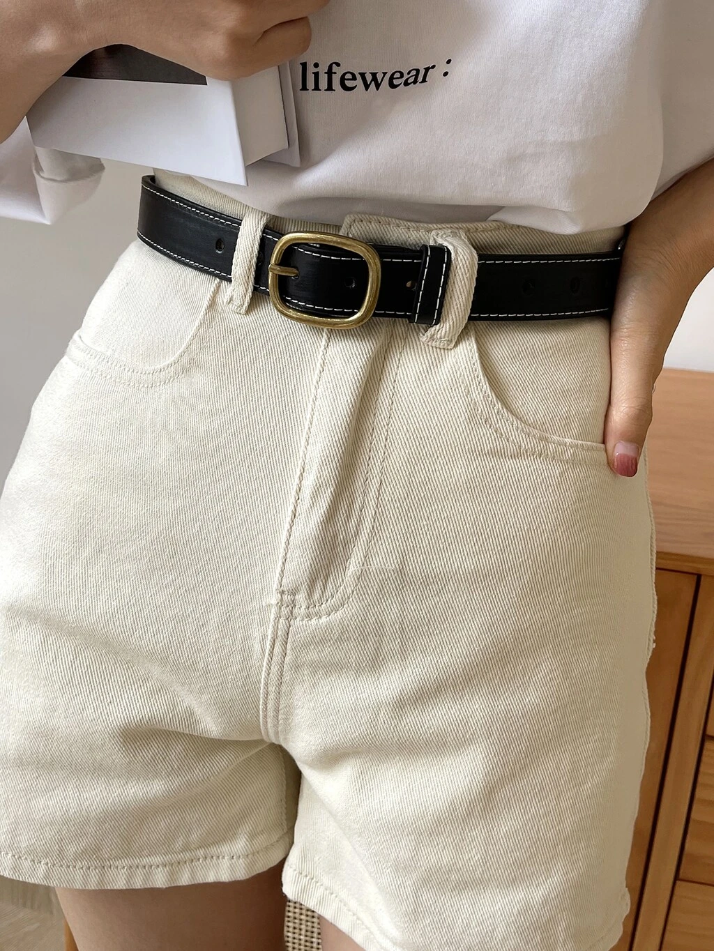 Stitch Detail Oval Buckle Belt
