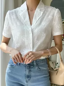 DAZY Camisa de manga corta de unicolor con bordado calado de estilo informal de negocios - Blanco - Ver 1