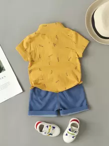 SHEIN Chàng trai trẻ Bút chì In Áo sơ mi & Chi tiết vá Quần short - Nhiều màu - Xem 2