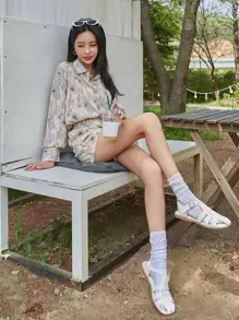 DAZY Allover Print Drop Shoulder Blouse & Shorts - Multicolor - View 2