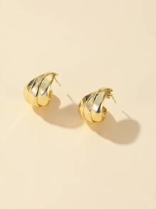 Minimalist Hoop Earrings - Yellow Gold - View 4