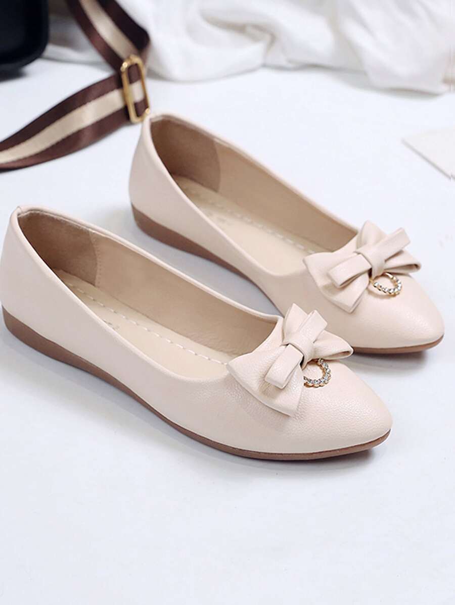 Zapatos De Trabajo De Fondo Suave Para Mujer Para Largos Períodos De Pie, Zapatos De Tacón Bajo Con Decoración De Mariposas Beige, Cómodos Para Que Las Mujeres De Mediana Edad Los Usen A Diario Con Vestidos - Beis - Ver 1