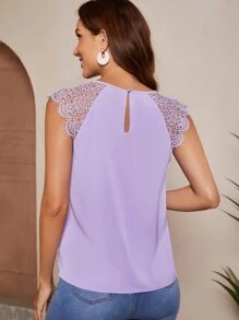 SHEIN Clasi 拼接細節拼接水溶蕾絲鎖眼領口襯衫 - 紫丁香色 - 查看 2