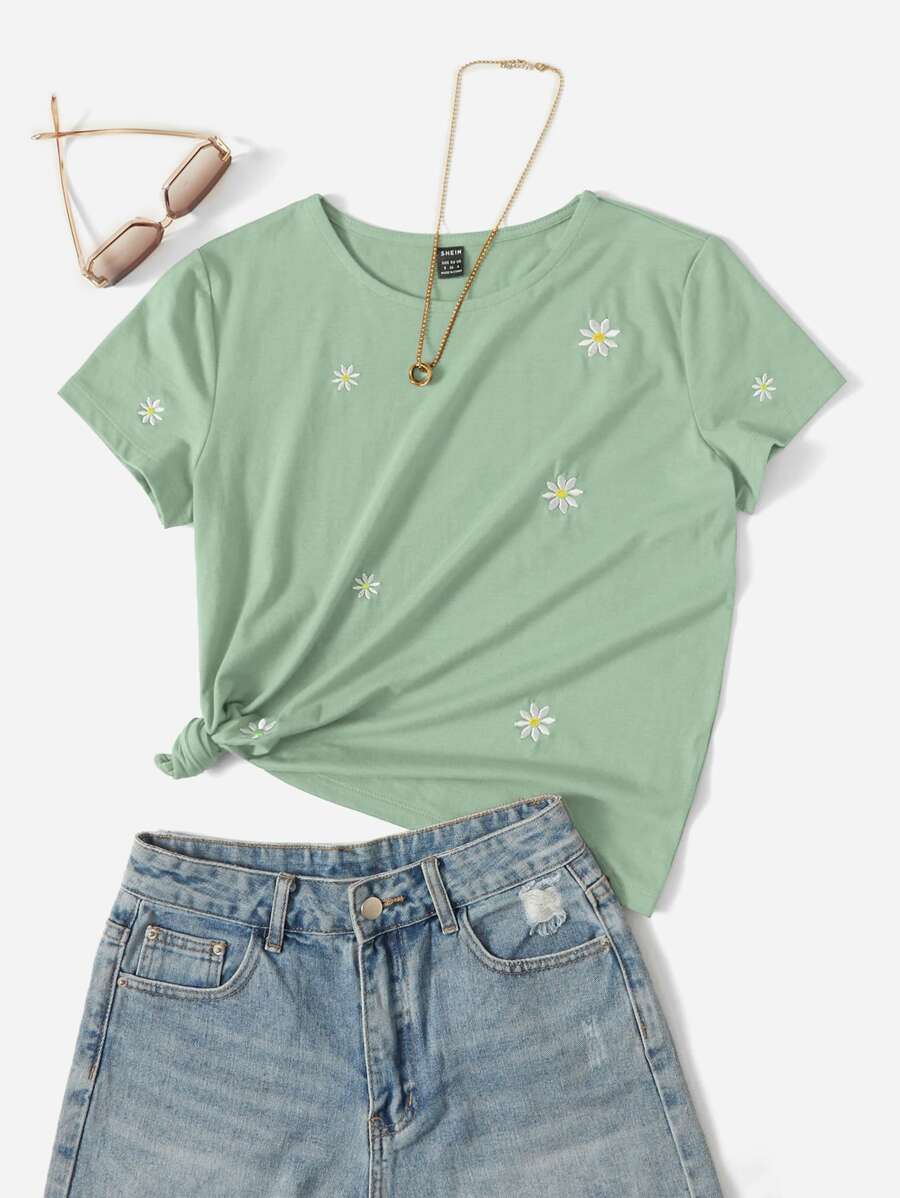 SHEIN EZwear 夏季聖派翠克節花卉雛菊綉繡綠色短袖t恤 - 綠色 - 查看 1