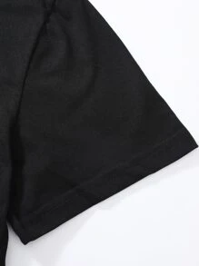 Manfinity 男士花卉圖案和日文字元圖案T恤