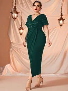 Modelyn Plus Surplice Neck Contrast Sequin Dress - Dark Green - View 5