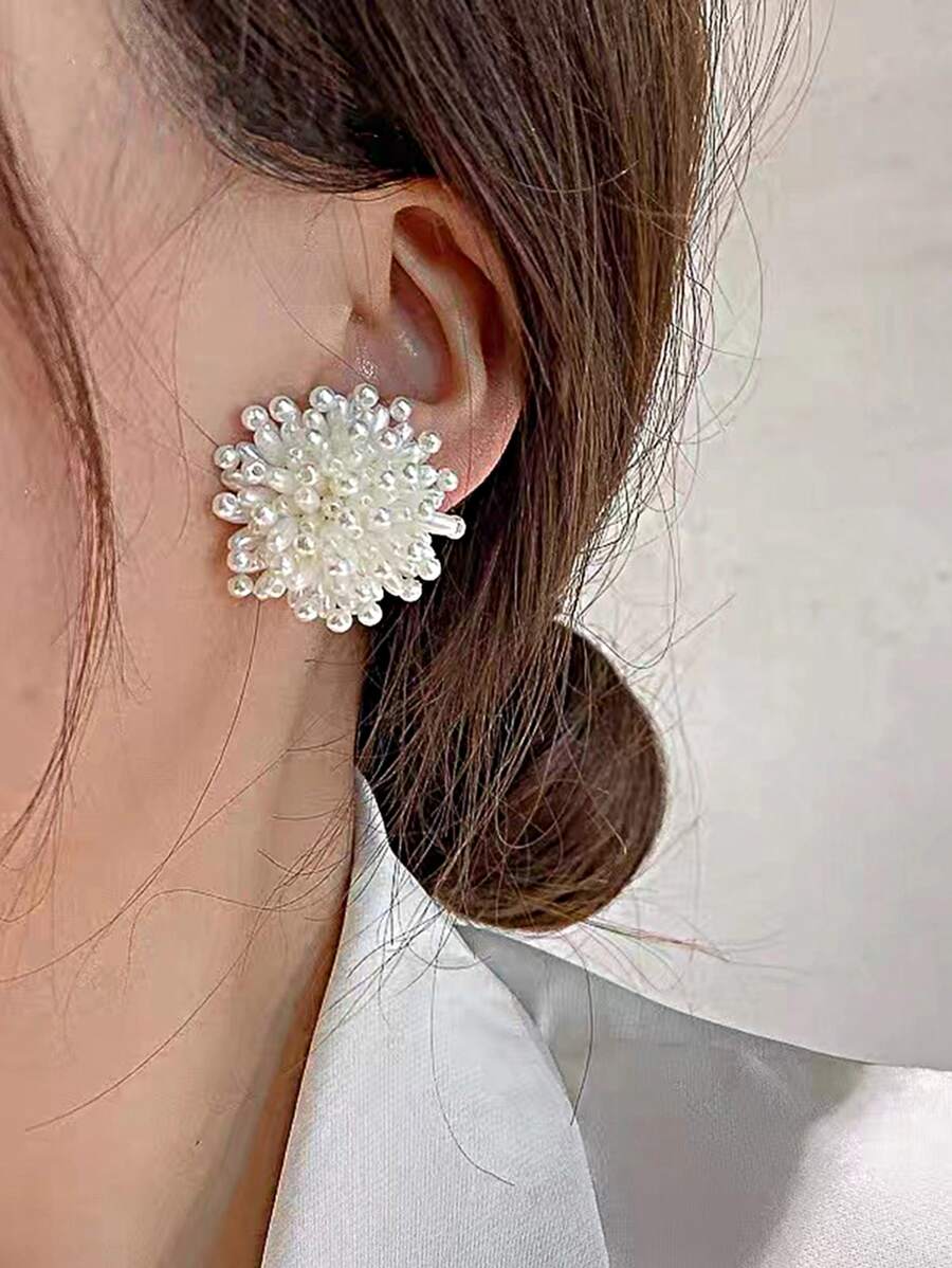 假珍珠裝飾耳釘 - 白色 - 查看 1