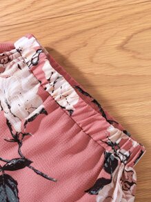 SHEIN Girls Contrast Guipure Lace Cami Top & Floral Print Frilled Skirt