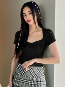 DAZY Sweetheart Neck Rib-knit Tee - Black - View 2