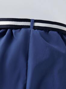 SHEIN 男小童馬和人物刺繡腰帶長褲