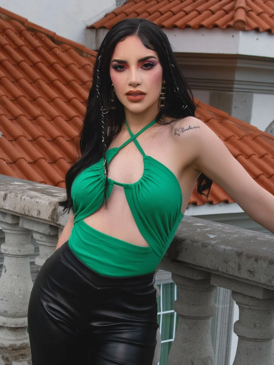 SHEIN SXY X Kimberly Loaiza Cut Out Crisscross Front Halter Neck Bodysuit - Green - View 1