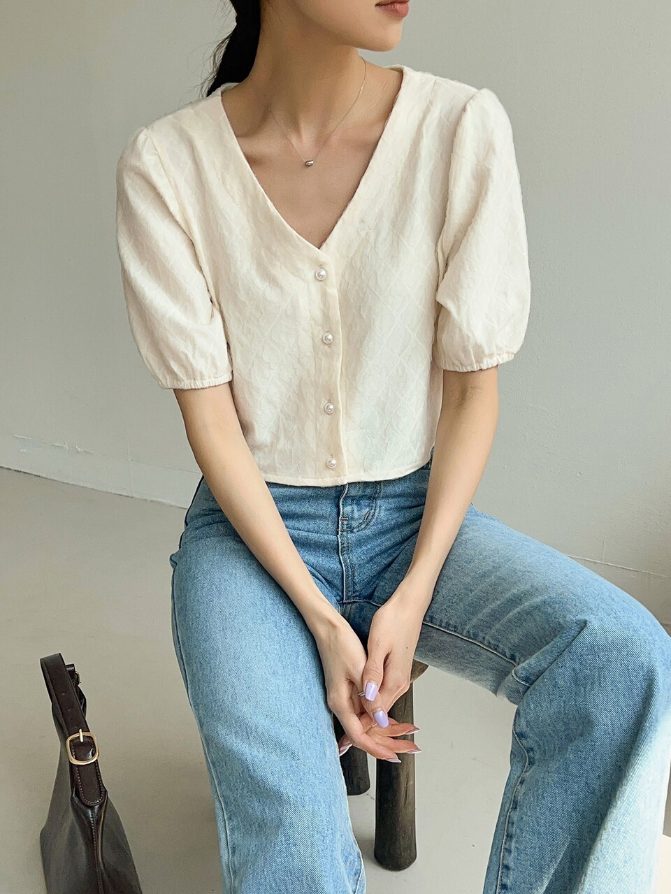 Solid Button Front Puff Sleeve Blouse