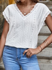 SHEIN Frenchy 拼接水溶蕾絲網眼刺繡蝙蝠袖T恤 - 白色 - 查看 2