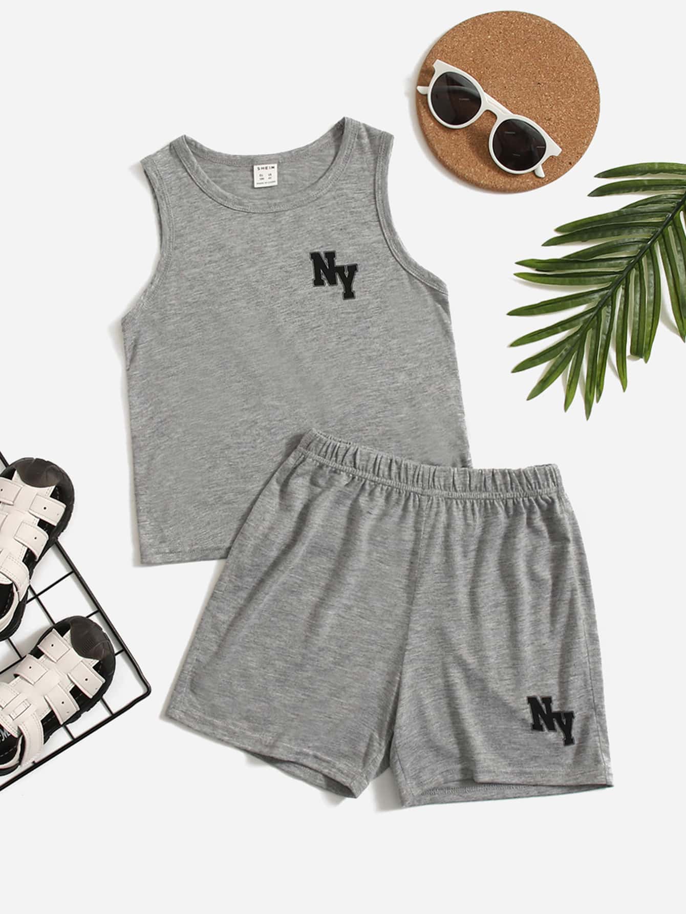 SHEIN Young Boy Letter Graphic Tank Top & Shorts - Grey - View 1