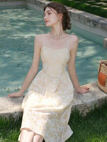 花卉圖案提花緊身吊帶洋裝