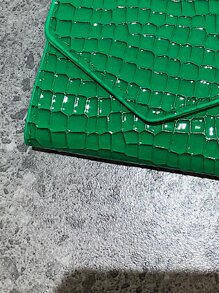 鱷魚壓紋短皮夾口袋皮夾小錢包身份窗戶三折女士皮夾 - 綠色 - 查看 6