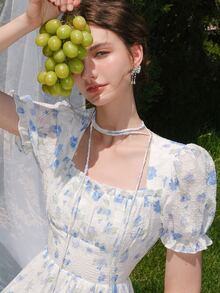 Vestido con estampado floral pecho con fruncido de manga farol - Blanco - Ver 5