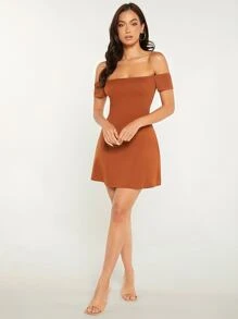 SHEIN BASICS 素色一字肩連衣裙 - 鏽棕色 - 查看 1