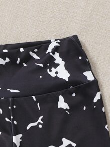 3pack Graphic Print Sports Bra & Leggings & Tee