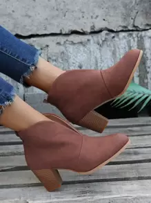 Minimalist Point Toe Chunky Heeled Classic Boots - Brown - View 3