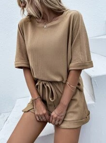 SHEIN Holidaya 蝙蝠袖T恤和前打結短褲 - 卡其色 - 查看 3