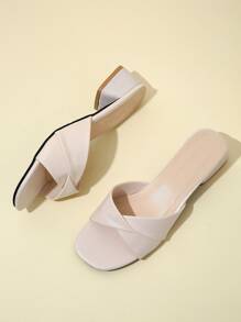 女士粗跟露趾一脚蹬穆勒鞋，夏季时尚拖鞋